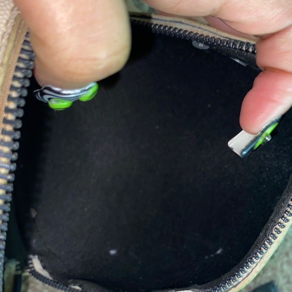 Cream Basketball Handbag - Picture 8 of 8